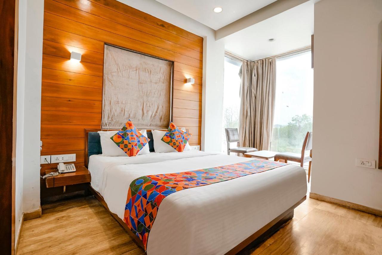Fabhotel Kyra - Near Airport Road Ahmedabad Exterior foto