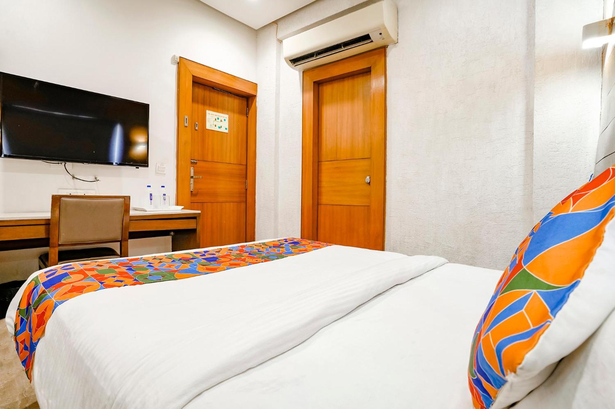 Fabhotel Kyra - Near Airport Road Ahmedabad Exterior foto